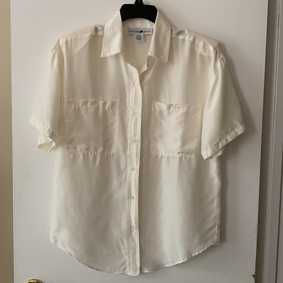 jonathan martin Tops - Jonathan Martin 100% silk short sleeve top.
